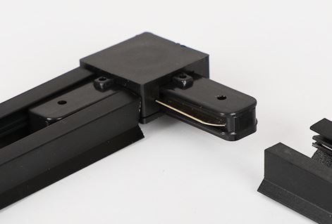 Conector Forma "L" Esquinero Monofasico Negro