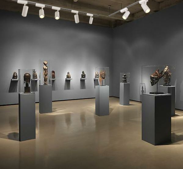 Foco LED Carril Monofasico 12W Blanco Con CCT Seleccionable (3000K-4000K-6000K)