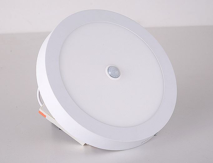 Plafón LED Redondo 18W con Sensor de Movimiento PIR - Superficie | 1600lm | Blanco Frio 6000K