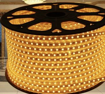 Tira LED 220V IP54 2200K Dorado SMD2835 10w/m 1000lm/m 120chips/m Corte 100cm