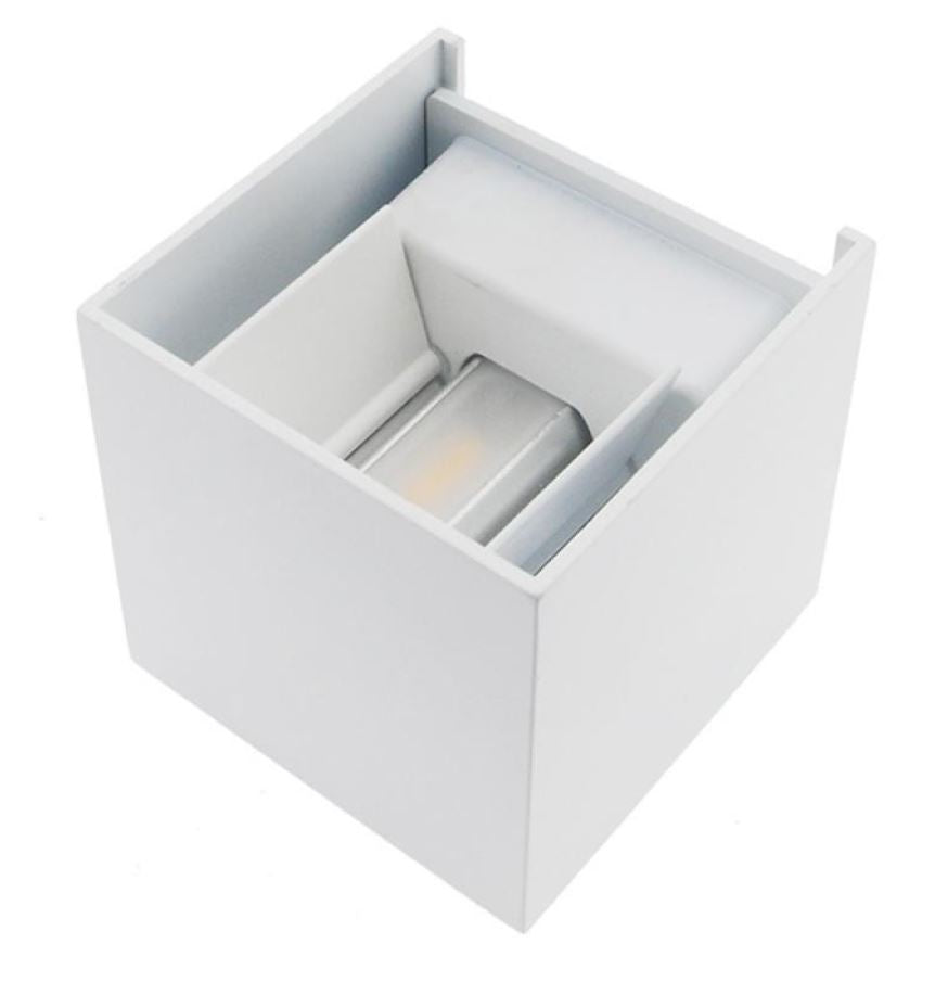 Aplique de Pared LED Cubo 6W - Diseño Moderno Cuadrado - IP54 Exterior - Luz Cálida 3000K