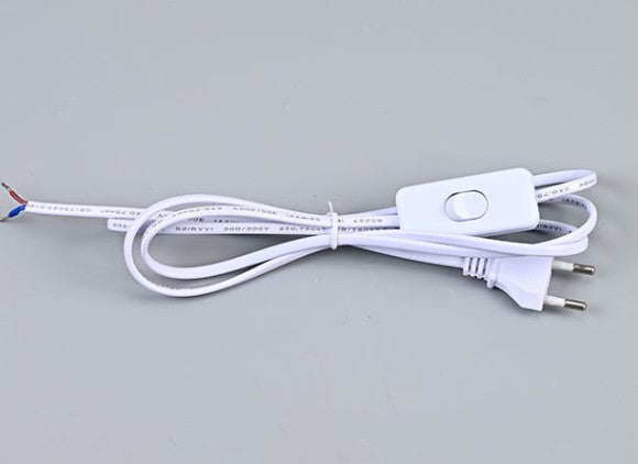 Cable de Conexión Plano con Interruptor y Enchufe Macho - 1.5 Metros (Blanco)