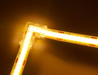 Conector Intermedio Forma L Transparente para Tira LED 8mm - Sin Soldadura IP20