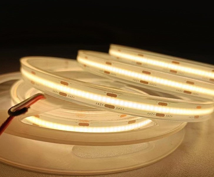 Tira LED 24V COB IP65 2700K 10w/m 950lm/m 320chips/m Rollo de 5 metros Anchura 8mm